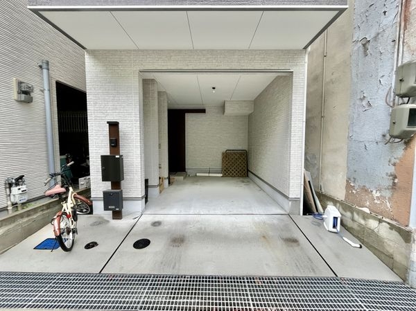 尼崎市崇徳院３丁目　中古一戸建て