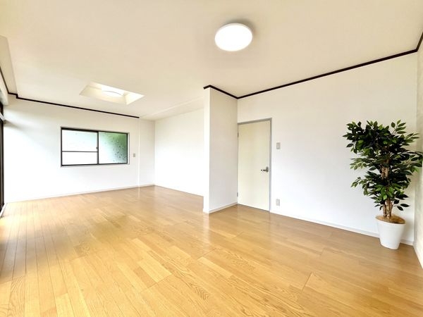 西宮市苦楽園四番町の中古一戸建て