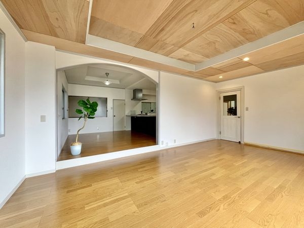 西宮市苦楽園四番町の中古一戸建て