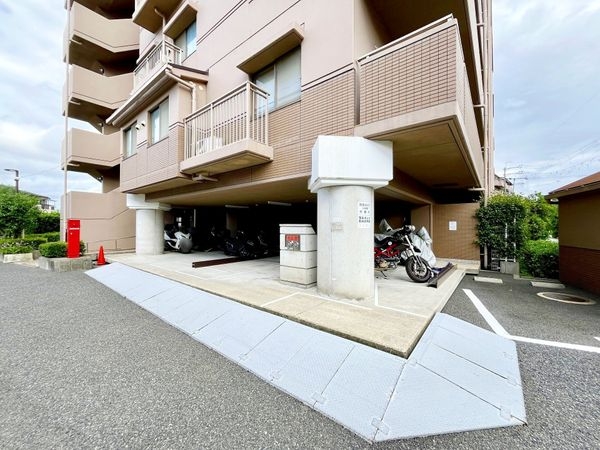 グリーンウェル宝塚Ａ棟　中古マンション