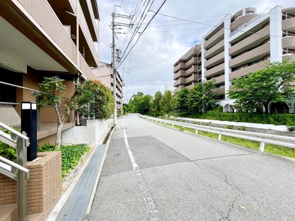 グリーンウェル宝塚Ａ棟　中古マンション