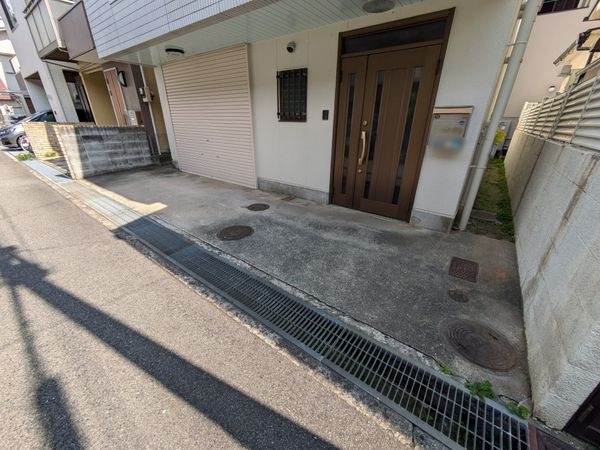 西宮市小松東町２丁目の中古一戸建て