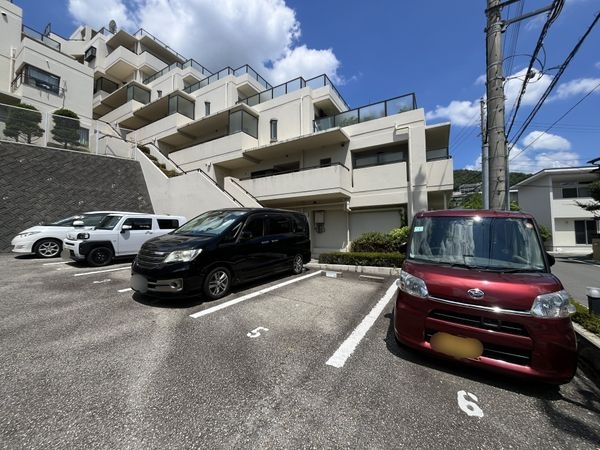 ライオンズマンション雲雀丘花屋敷第二　中古マンション