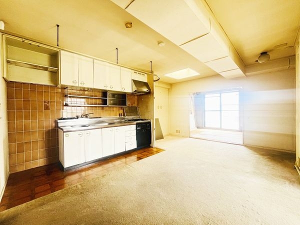 サンロイヤル上甲東園A棟 中古マンション(リビング)