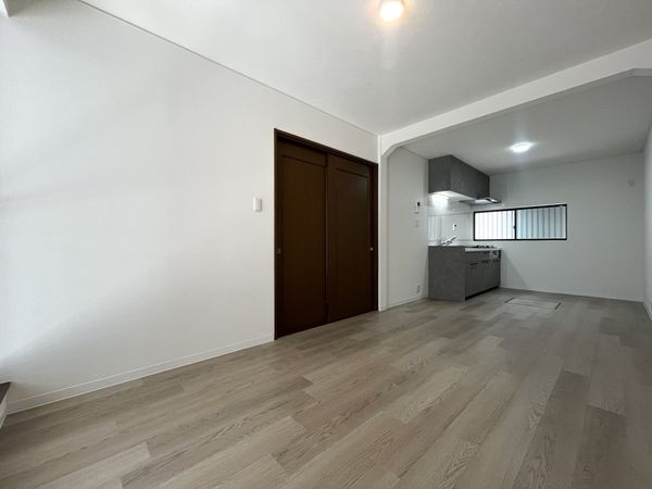 尼崎市長洲中通2丁目の中古一戸建て(リビング)