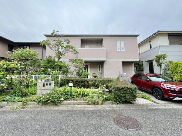 宝塚市山手台西２丁目　中古一戸建て