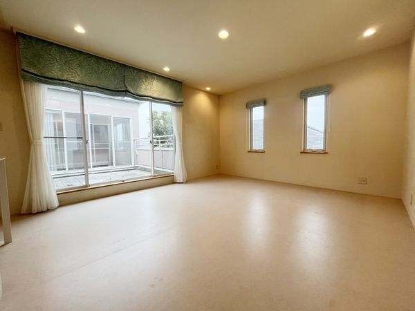 宝塚市山手台西２丁目の中古一戸建て
