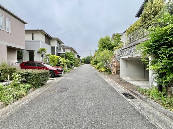 宝塚市山手台西２丁目の中古一戸建て