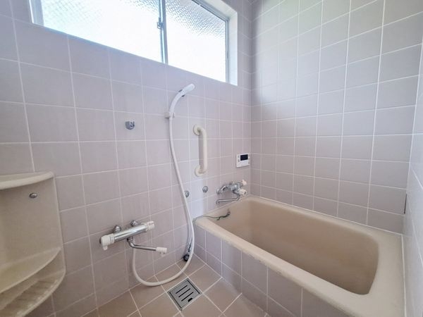 宝塚市長尾台１丁目　中古一戸建て