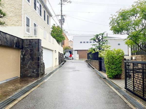 西宮市仁川五ケ山町の中古一戸建て