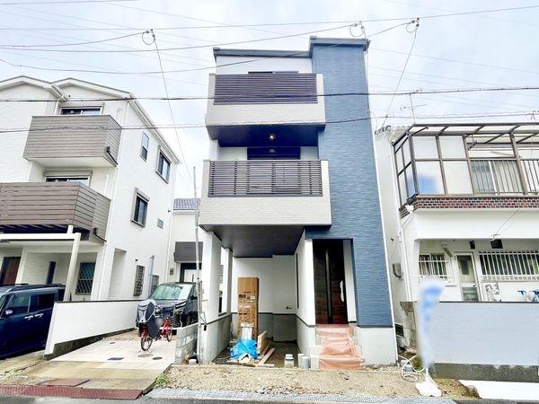 尼崎市大西町３丁目　新築一戸建て