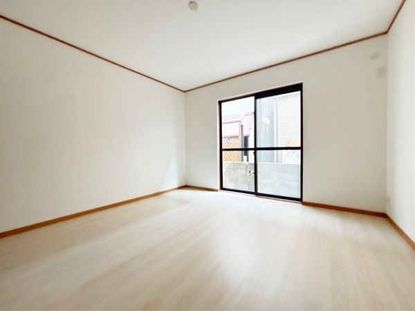 西宮市一里山町の中古一戸建て