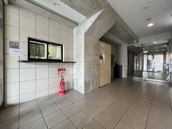 ヤングライフ逆瀬川　中古マンション