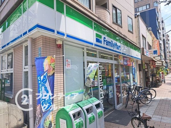 西宮市本町の中古一戸建て(ファミリーマート西宮戸田町店)