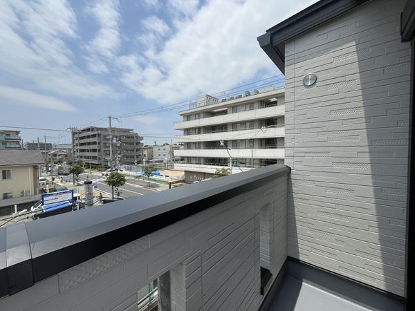 西宮市里中町３丁目　新築一戸建て