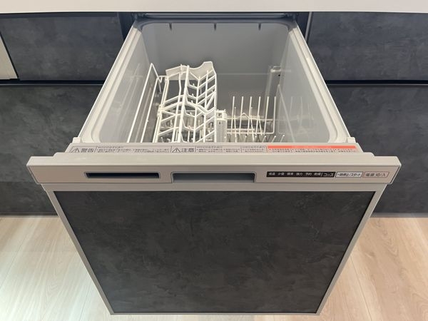 西宮市里中町３丁目　新築一戸建て