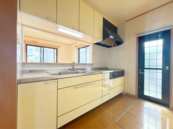 宝塚市桜ガ丘　中古一戸建て