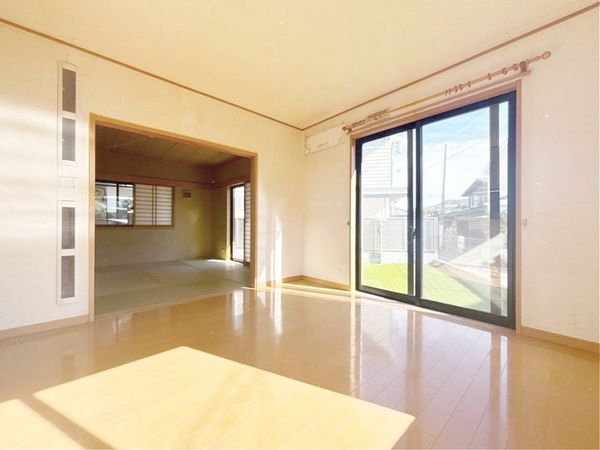 宝塚市桜ガ丘　中古一戸建て
