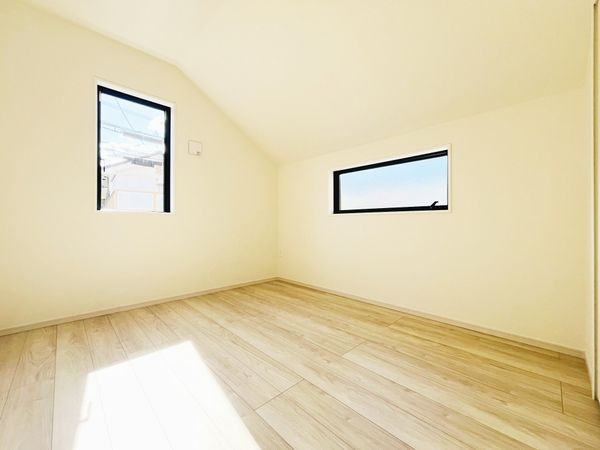 宝塚市南ひばりガ丘１丁目　新築一戸建て　１期　１号棟