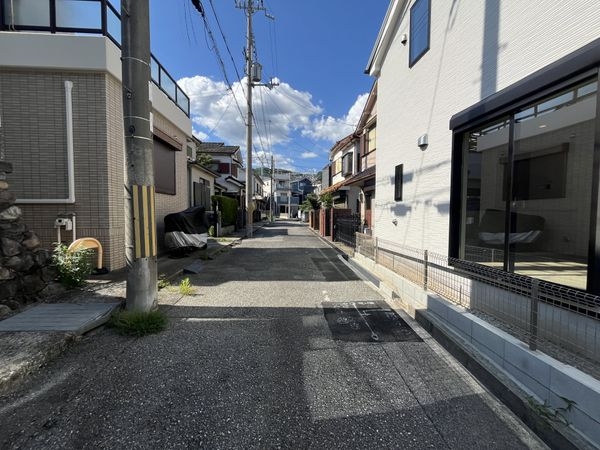 宝塚市南ひばりガ丘１丁目　新築一戸建て　１期　１号棟