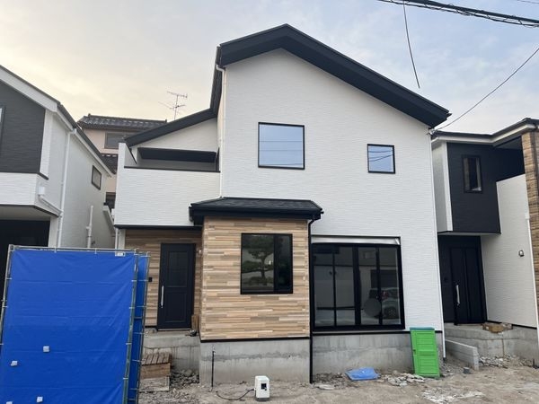 宝塚市南ひばりガ丘１丁目　新築一戸建て　１期　２号棟