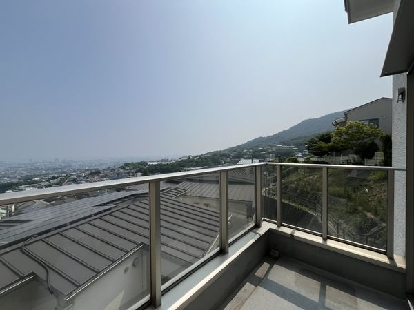 西宮市苦楽園二番町の中古一戸建て