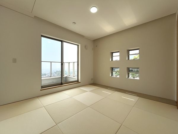西宮市苦楽園二番町の中古一戸建て