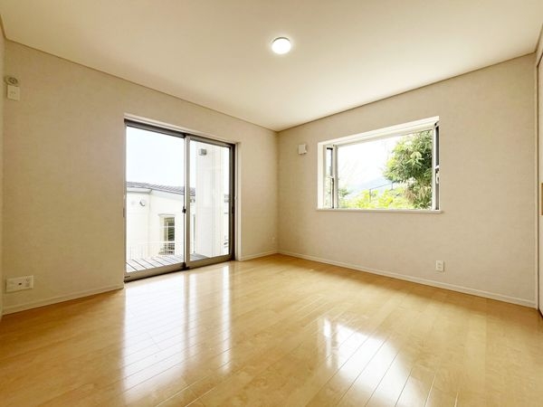 西宮市苦楽園二番町の中古一戸建て