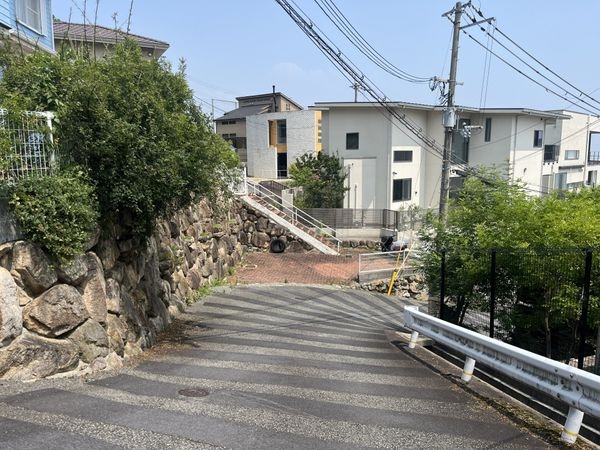 西宮市苦楽園二番町の中古一戸建て