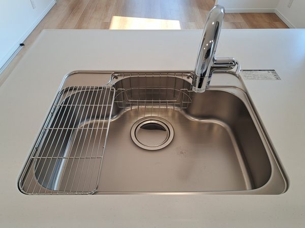 尼崎市久々知西町２丁目　新築一戸建て　全１区画