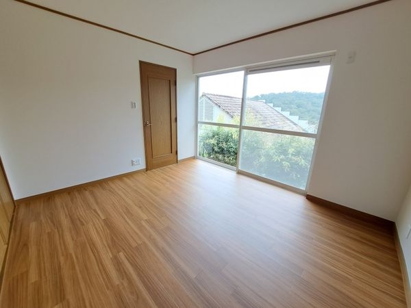 宝塚市中筋山手２丁目の中古一戸建て