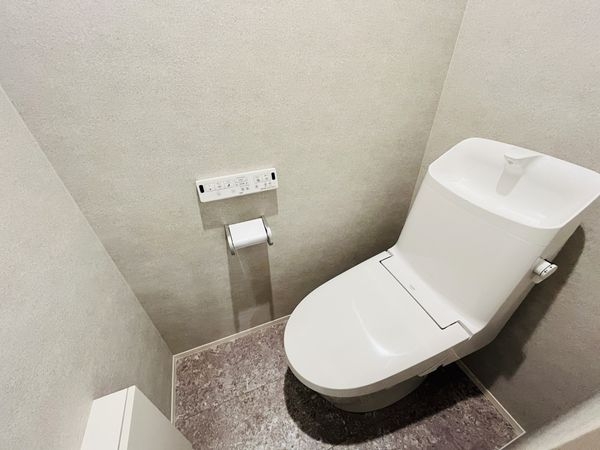 尼崎市三反田町１丁目　新築一戸建て　２号棟