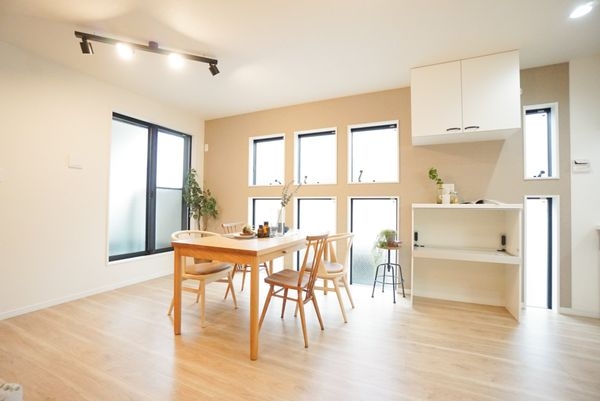 FrontierGardens　西宮市南甲子園２丁目　新…