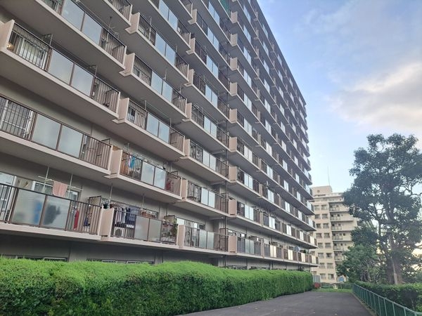 ジャルダン宝塚中山台弐番館A棟　中古マンション