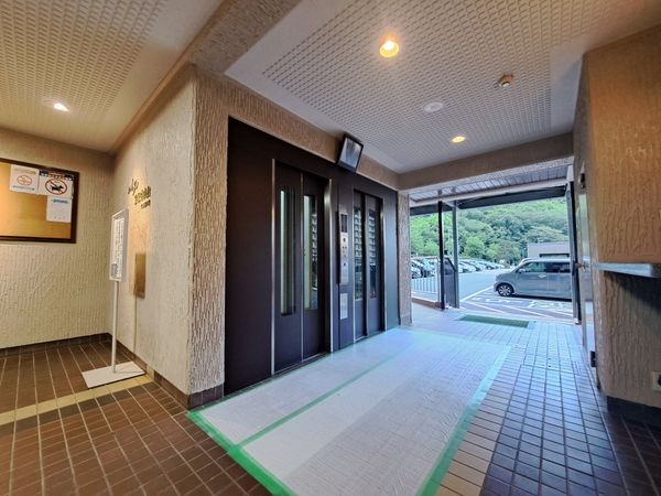 ジャルダン宝塚中山台弐番館A棟　中古マンション