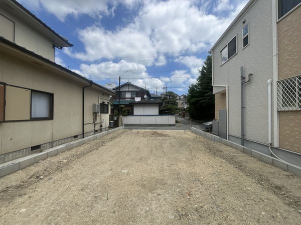 宝塚市川面３丁目　新築一戸建て　２期　１号棟