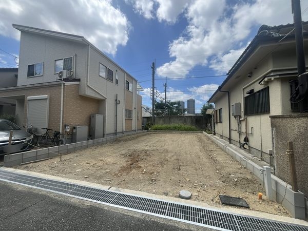 宝塚市川面３丁目　新築一戸建て　２期　１号棟