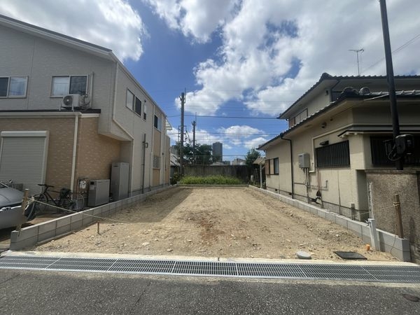 宝塚市川面３丁目　新築一戸建て　２期　１号棟