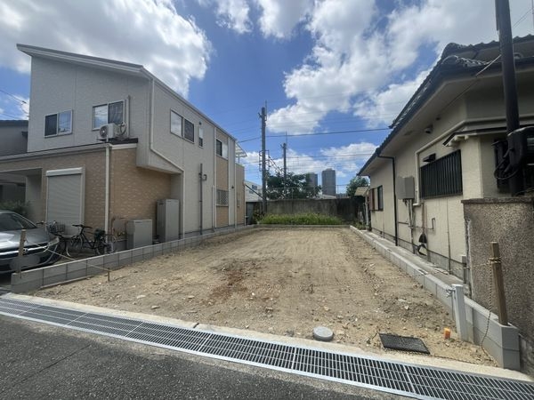 宝塚市川面３丁目　新築一戸建て　２期　１号棟