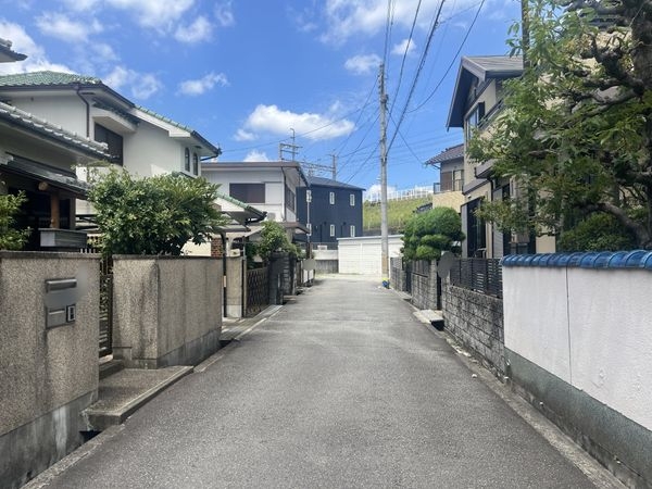 宝塚市川面３丁目　新築一戸建て　２期　１号棟