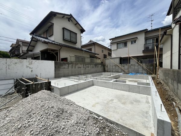 宝塚市小林５丁目　新築一戸建て