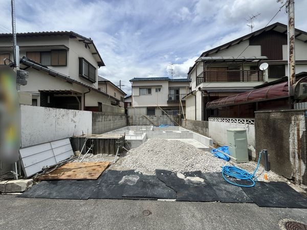 宝塚市小林５丁目　新築一戸建て