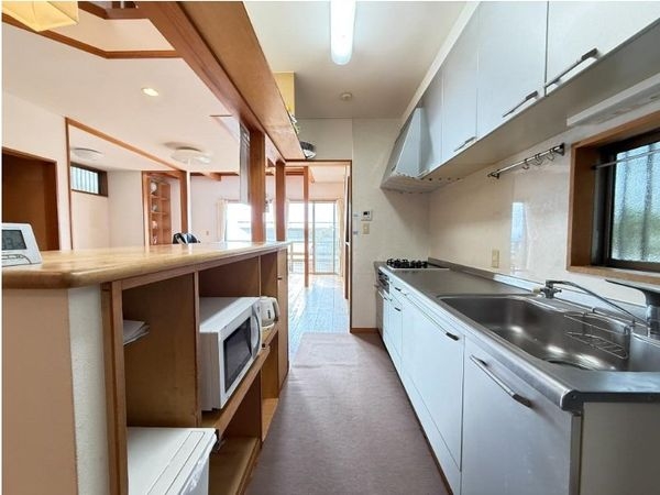 宝塚市雲雀丘山手２丁目　中古一戸建て