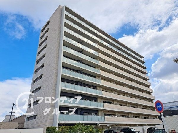 シャルマンフジスマート尼崎出屋敷駅前ステーショングリーン　…