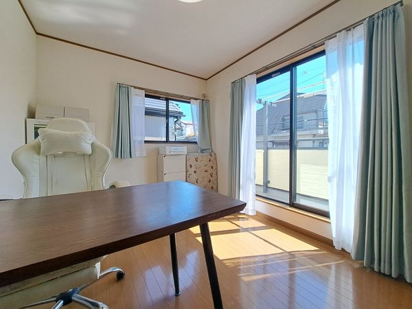 西宮市浜甲子園３丁目の中古一戸建て