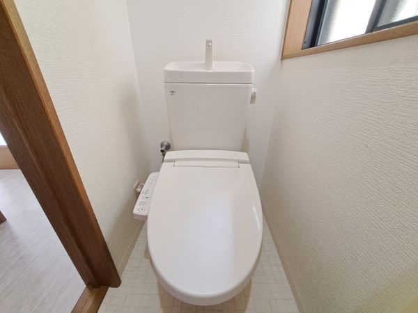 西宮市浜甲子園３丁目の中古一戸建て