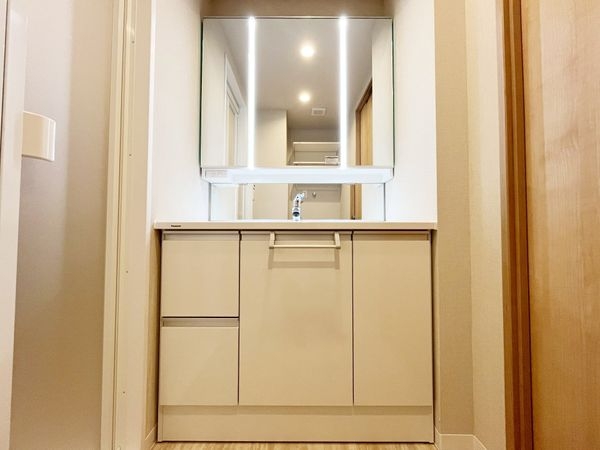 ベルヴェデールイトーピア武庫川 中古マンション(洗面台・洗面所)