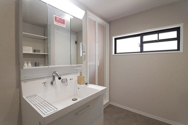 ユニライフ甲子園　中古マンション