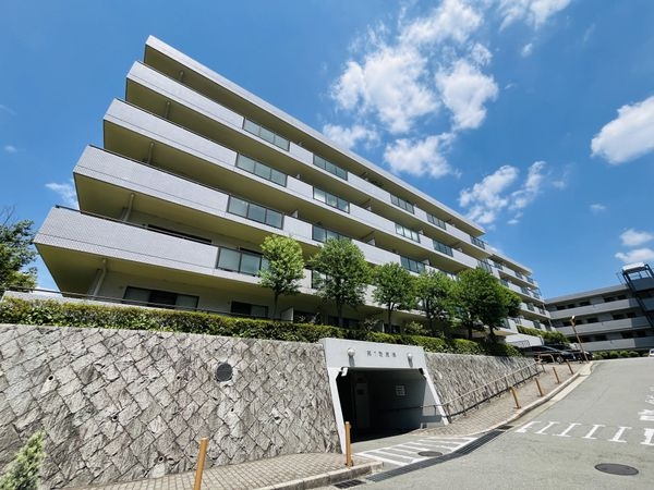 ライオンズマンション西宮高座D棟　中古マンション