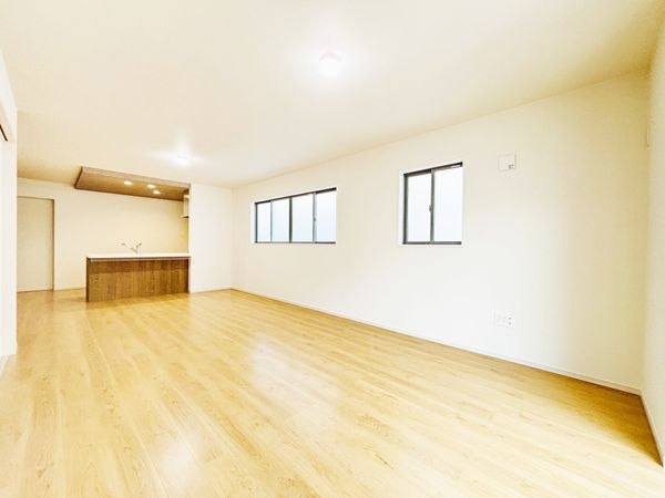宝塚市福井町　新築一戸建て　4号棟